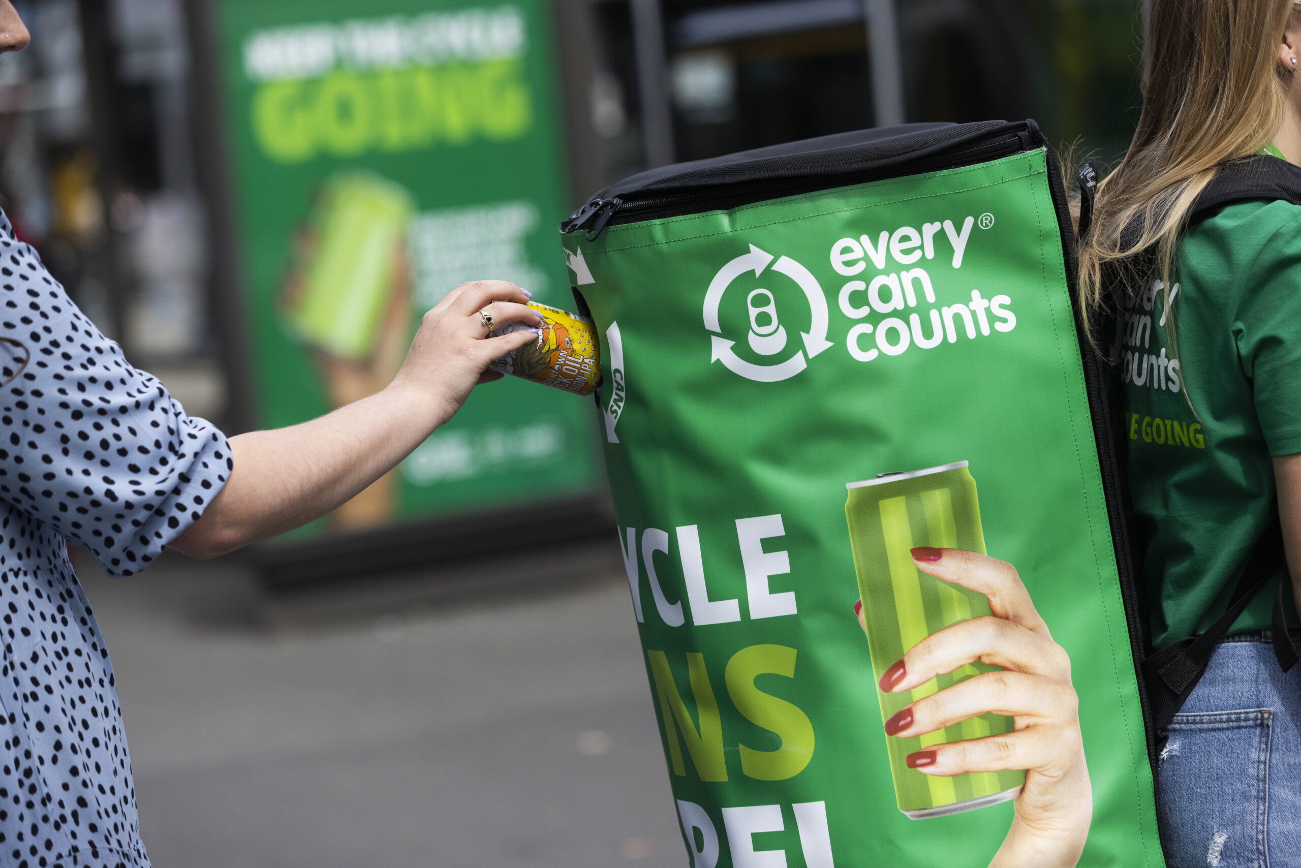 ECCGlobalSurvey8_Every Can Counts ambassador promoting recycling on the go